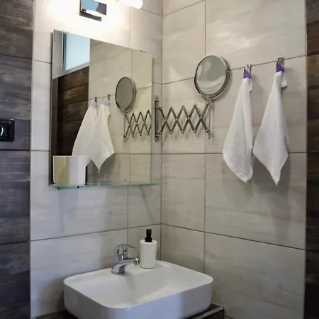 Horizon /downtown Penthouse W/ Massive Terrace * Selanik