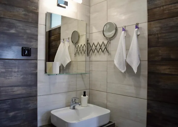 Horizon /downtown Penthouse W/ Massive Terrace * سالونيك